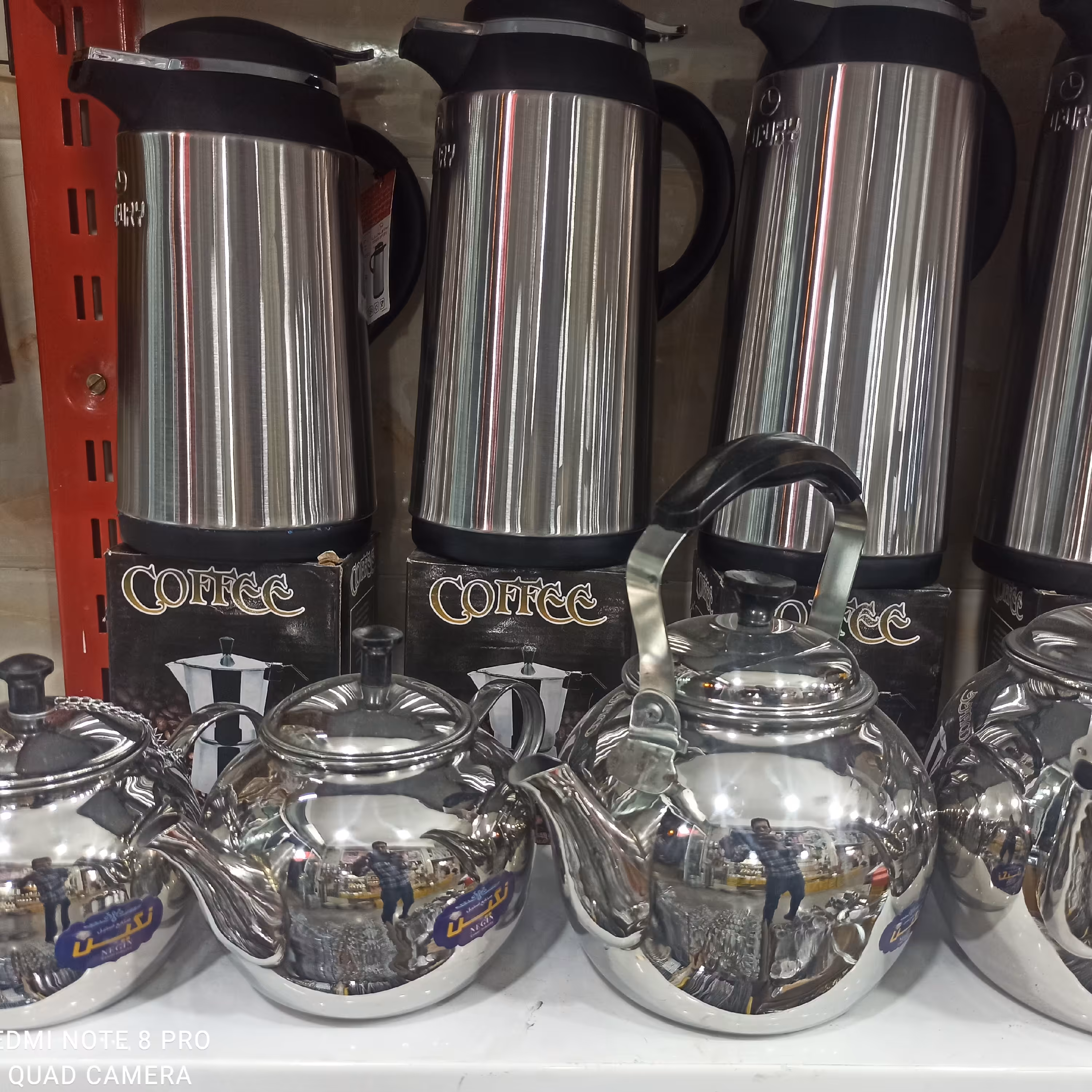 فلاسک بدنه استیل داخل شیشه 1لیتر لاکچری شاسی دار300