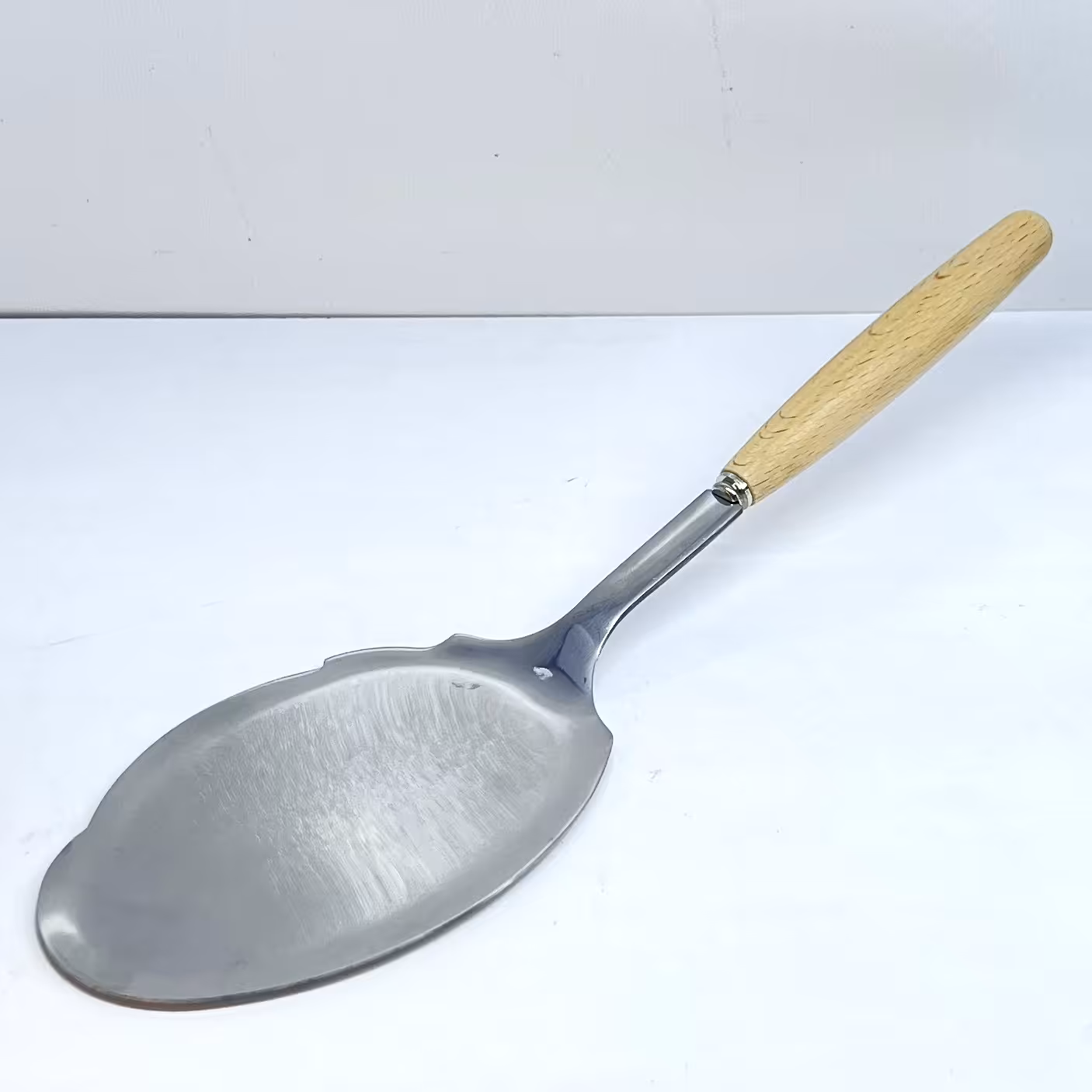 کفگیر دسته چوبی سایز متوسط وارداتی