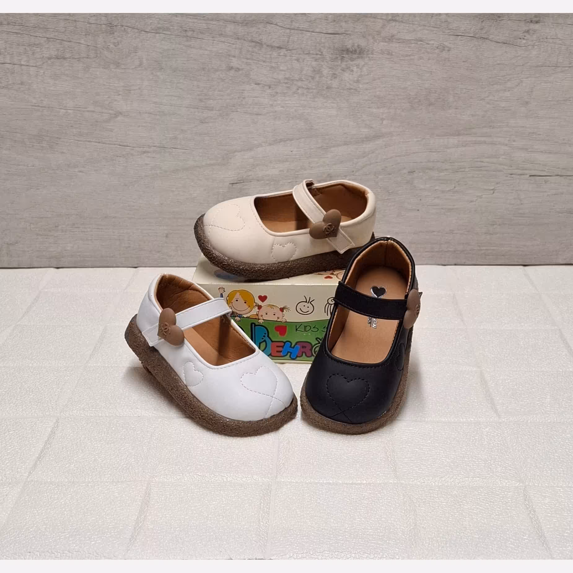 کفش دخترانه عروسکی مجلسی قلبی 