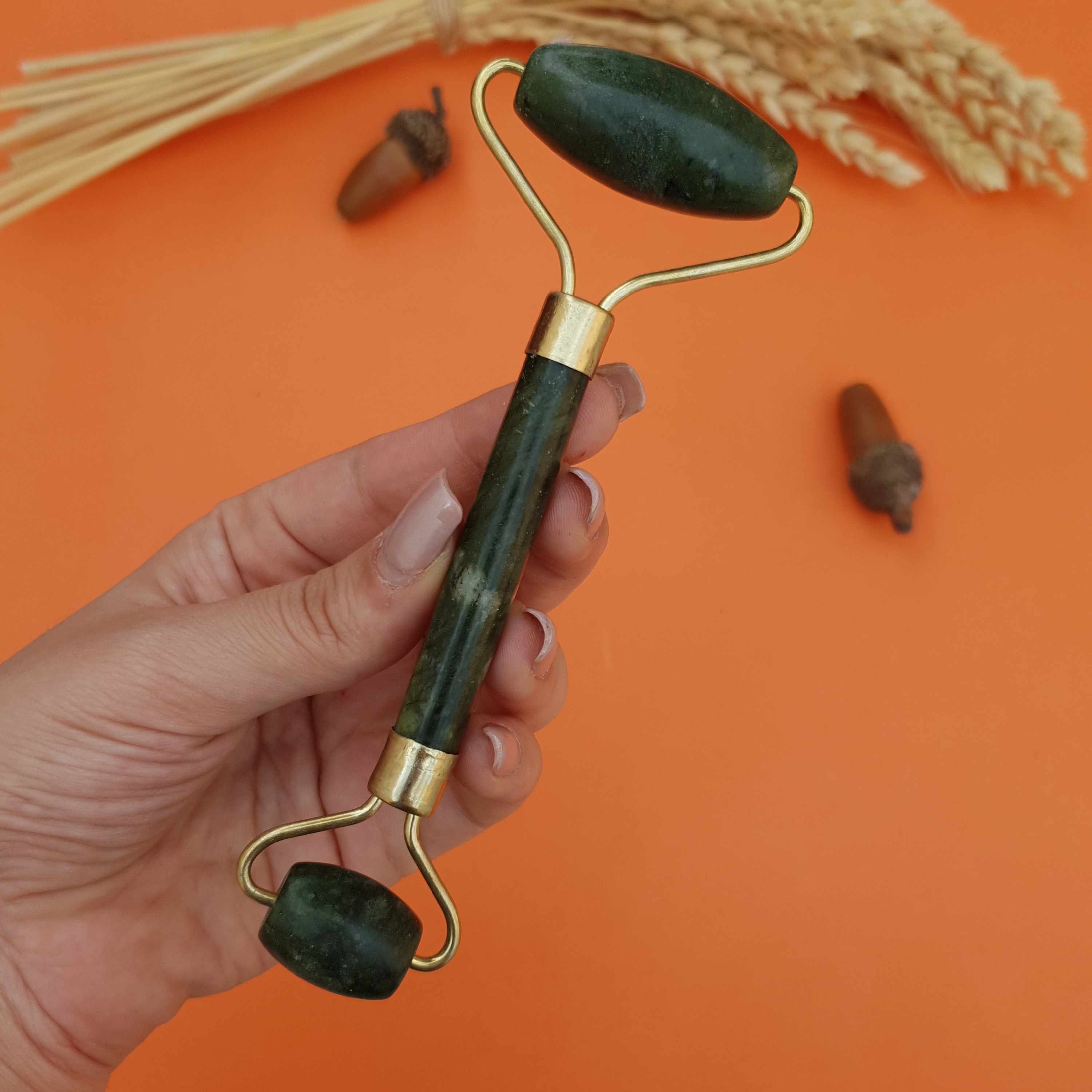  ماساژور دستی سنگ یشم