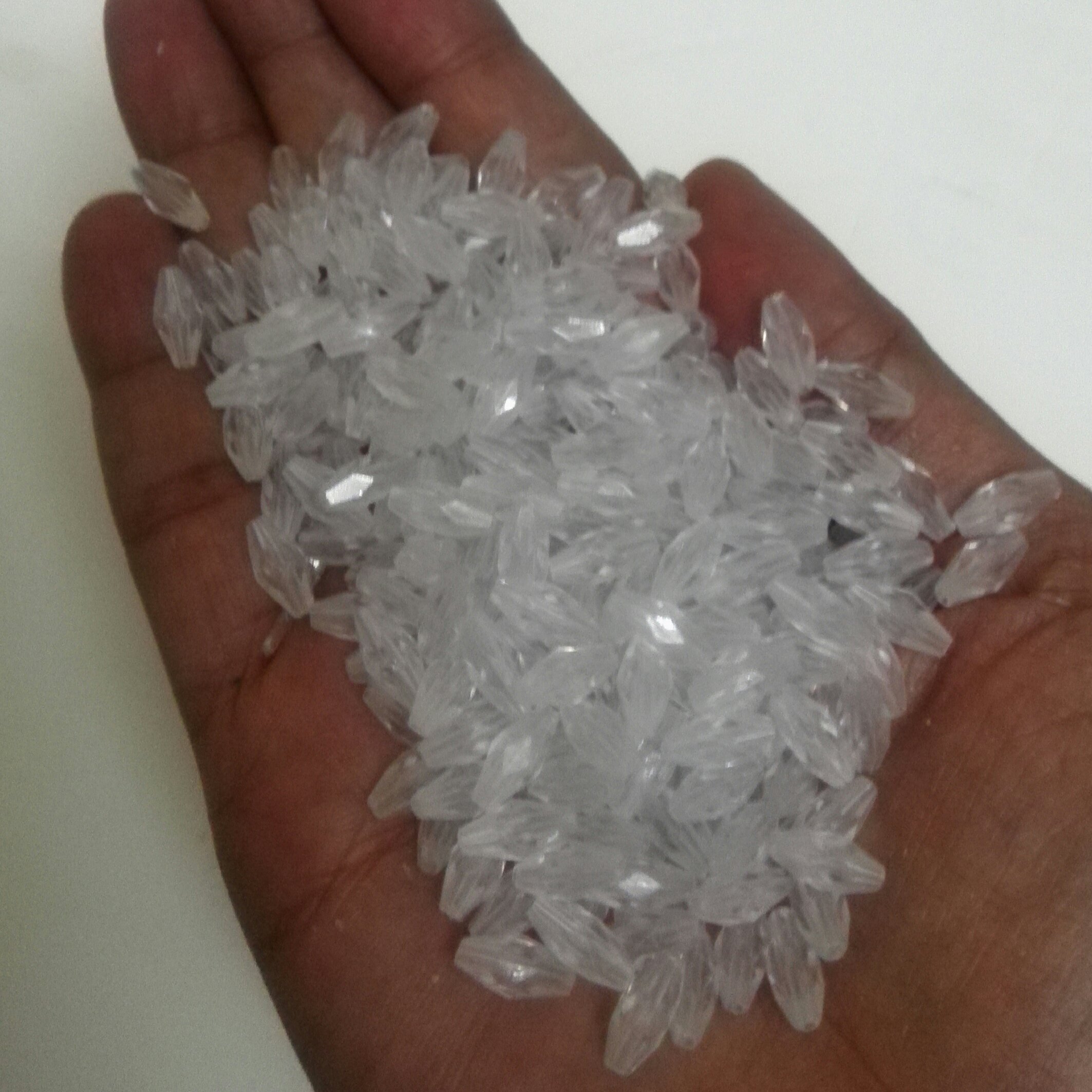 سنگ تزئینی لباس عروس