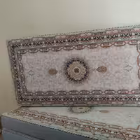 پشتی دست دوز 