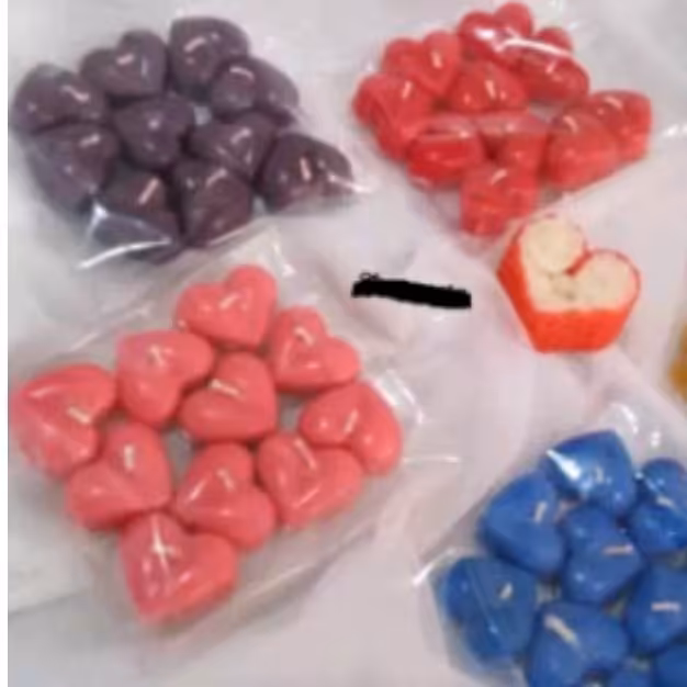 شمع رو ابی .قلبی و گرد .رنگ متنوع .سایز متفاوت . دست ساز  پک 5 عددی