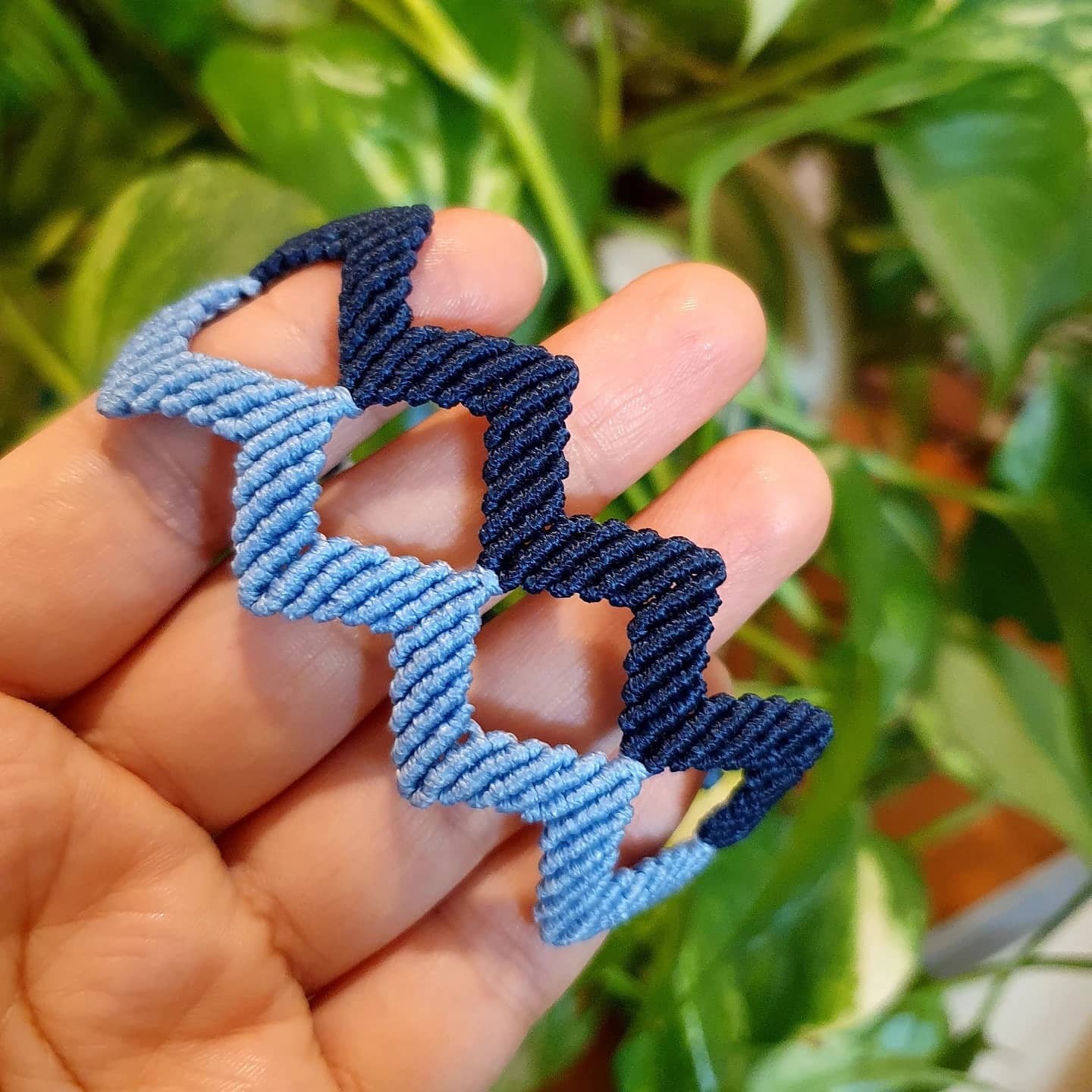 دستبند زیگزاکی بافته شده با نخ موم زده ترک و ایتالیایی