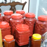 رب گوجه خانگی عالی بدون کپ زدن وبا ماندگاری بالا. 