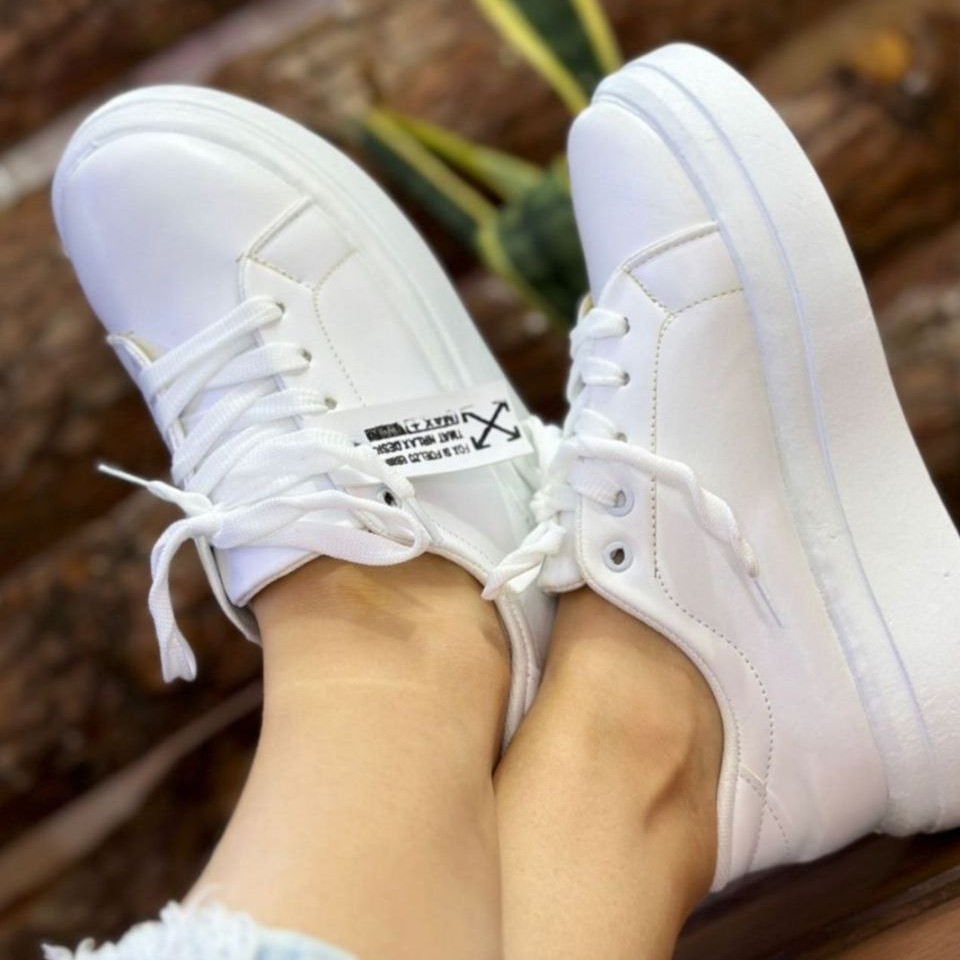 کتونی لژدار زنانه سایز37تا40 رنگ سفید و مشکی ونس دخترانه ونس دانشجویی کفش مدرسه