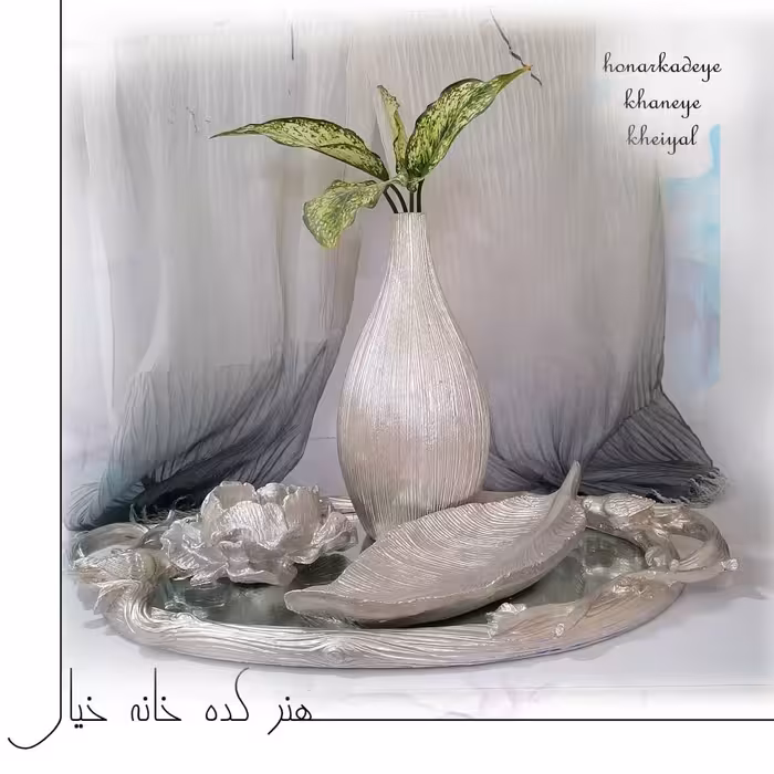 سینی دکوراتیو نقره ای