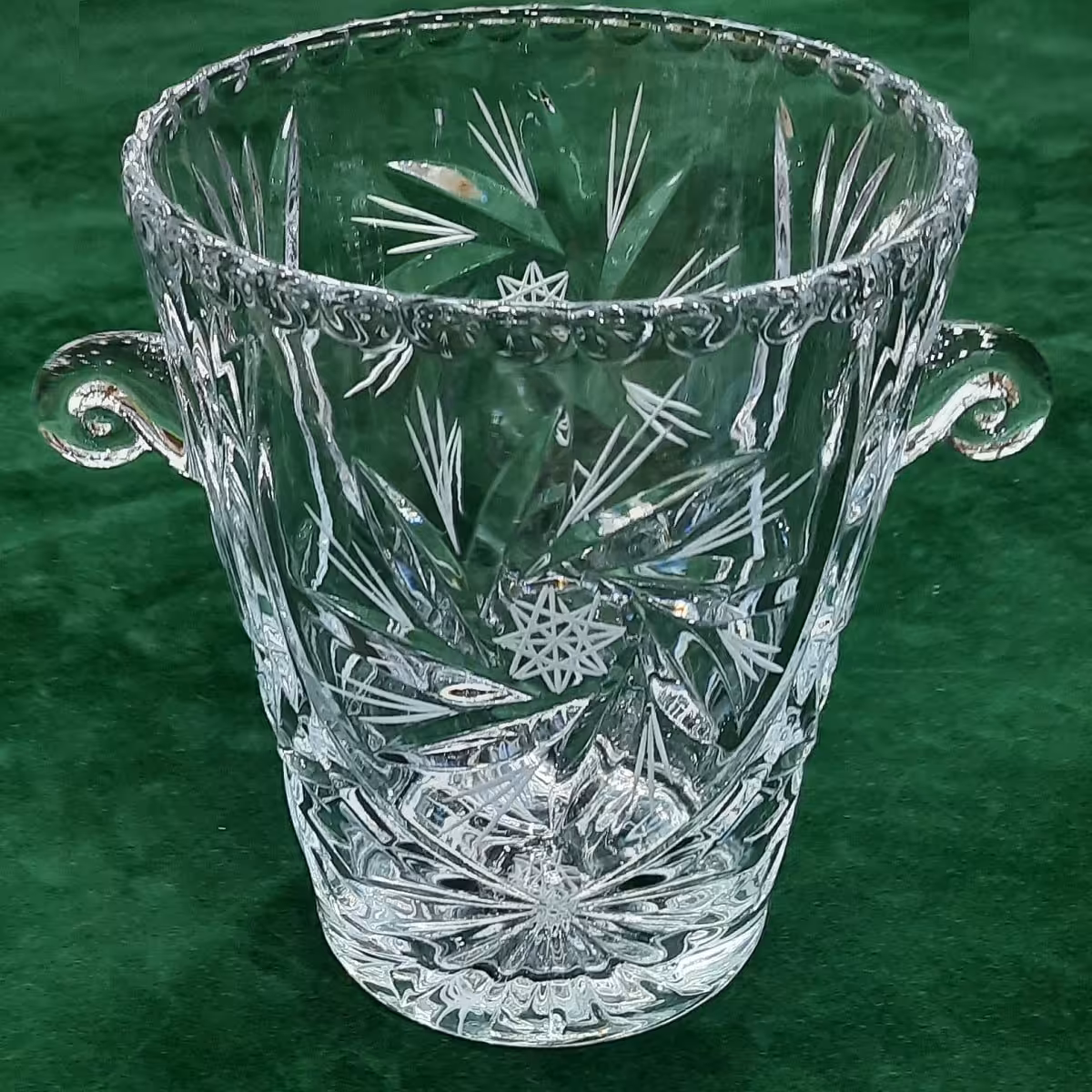 یخدان خورشیدی چین