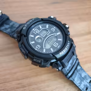 ساعت مچی اسپرت دیجیتالی چراغ شب