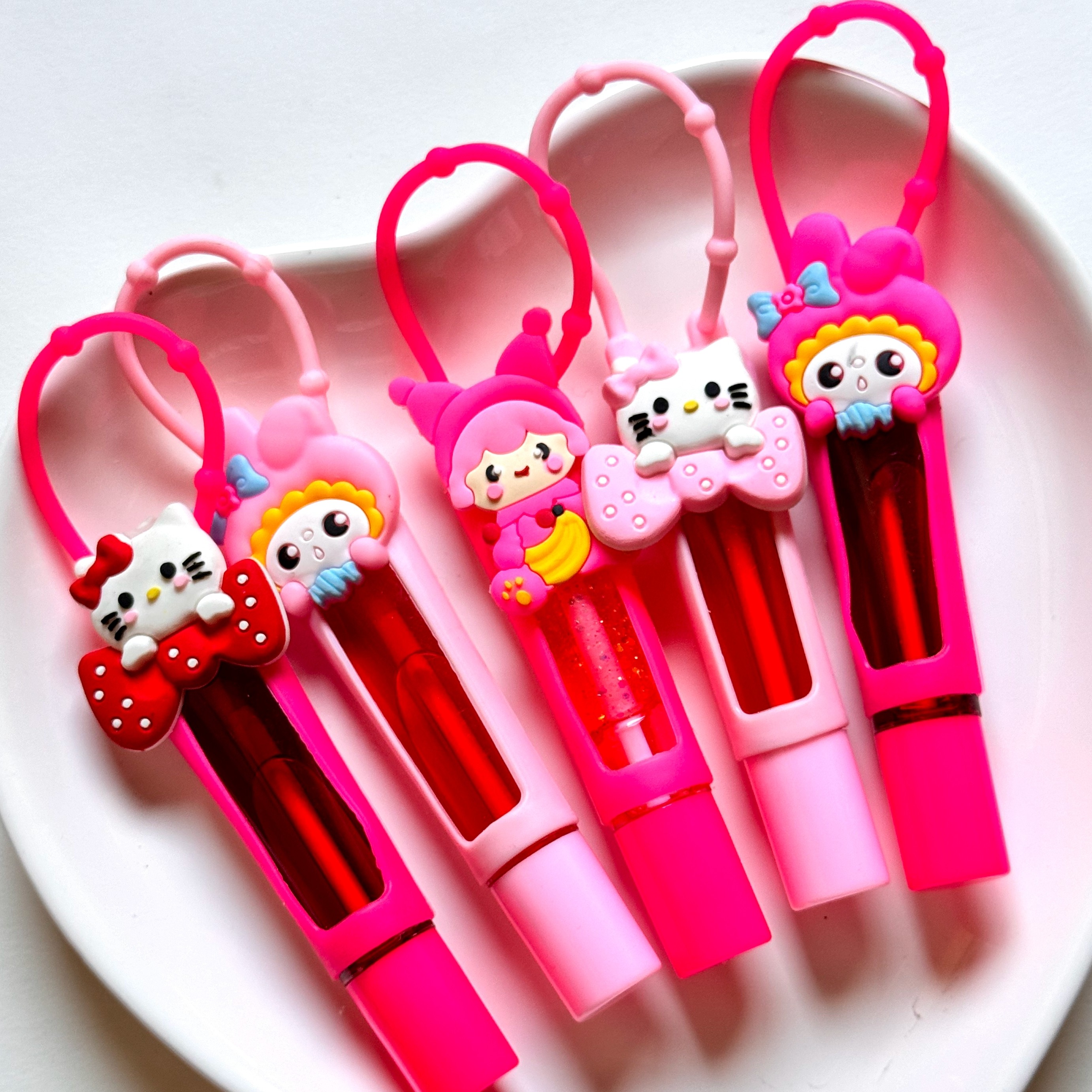 تینت لب کیتی کرومی ملودی فانتزی کیوت دخترانه پینترستی دارای آویز کیف جاکلیدی جاسویچی مناسب کادو هدیه 