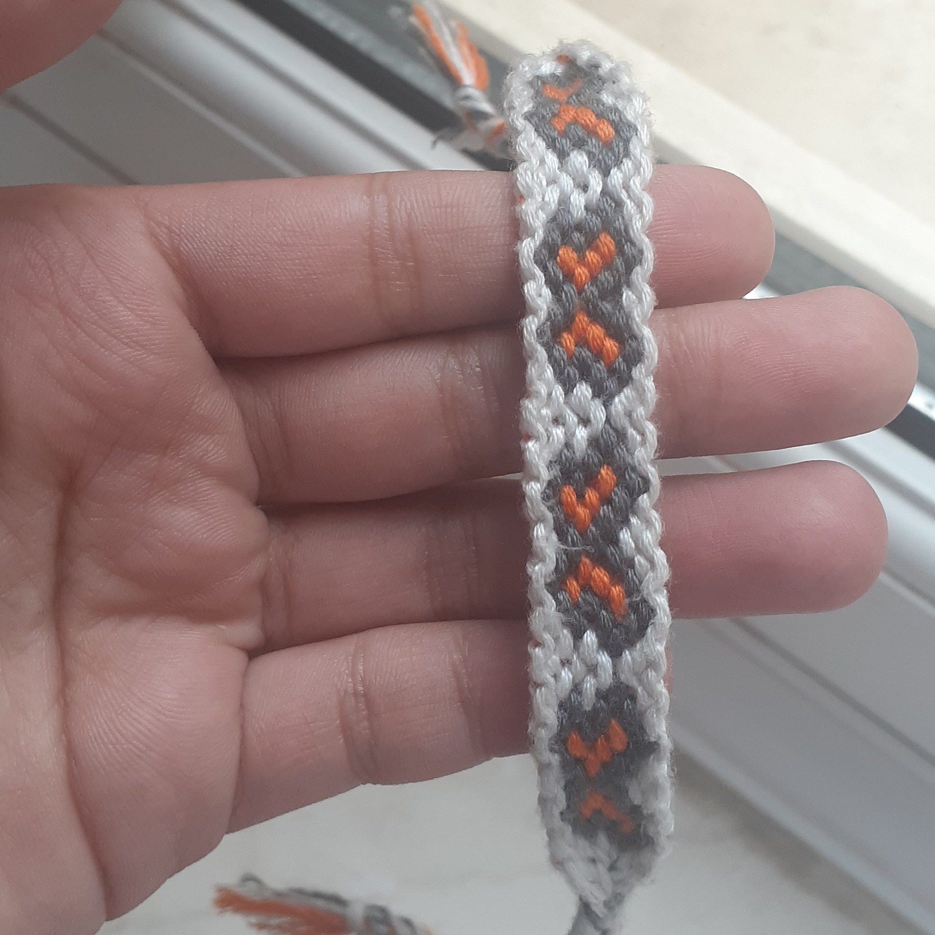 دستبند دوستی طرح پروانه