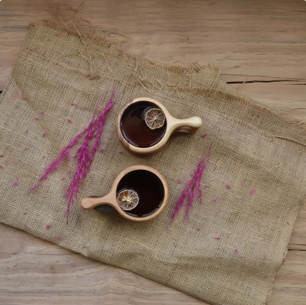 کوکسا  تکی و دوتایی چوب گردو یک تکه ارتفاع 6.5cm پوشش روغن مونوکوت و ابگریزی عالی این قیمت تکی هست 