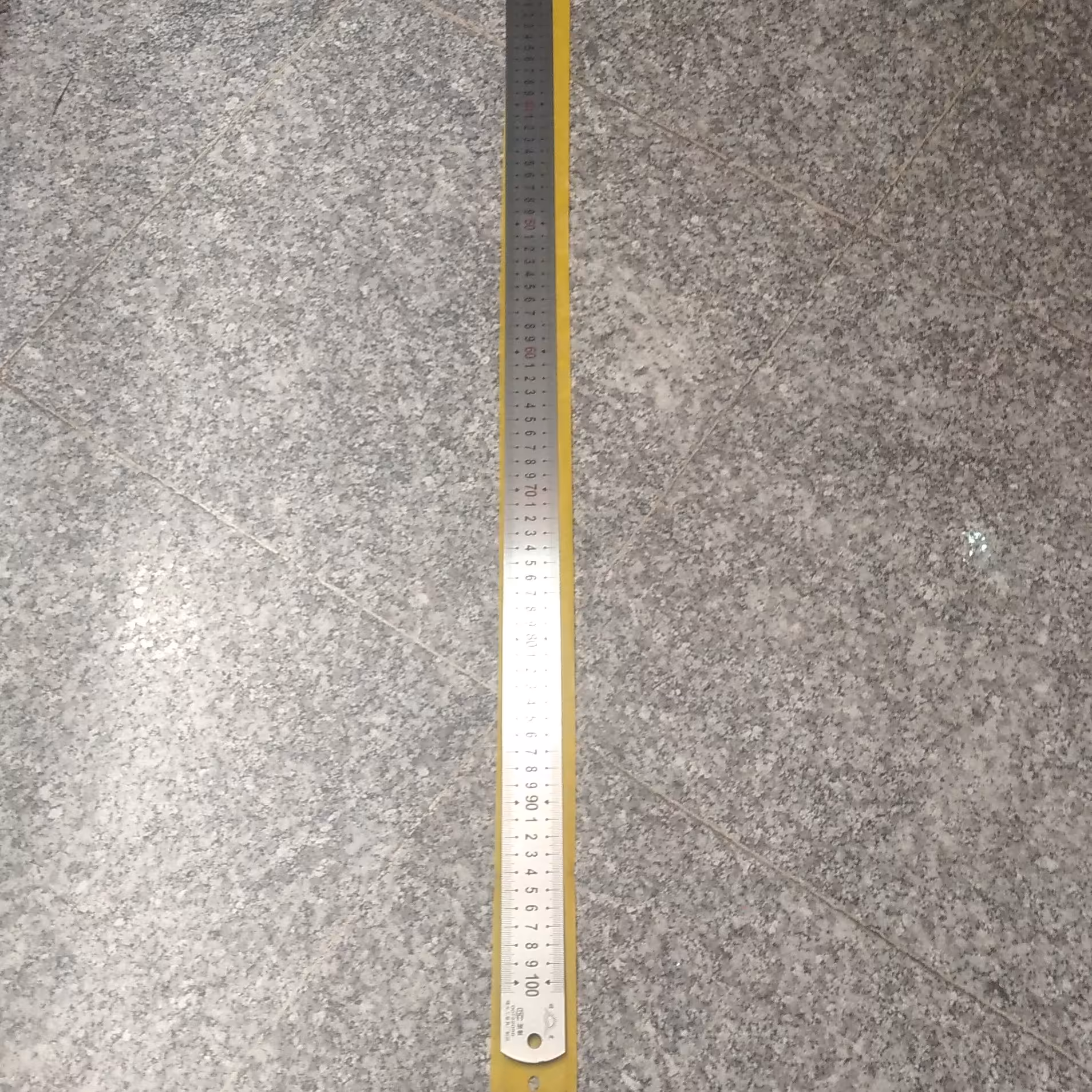 خط کش 1 متری فلزی 