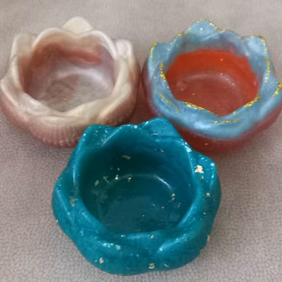 جا شمعی رزینی مدل گل 