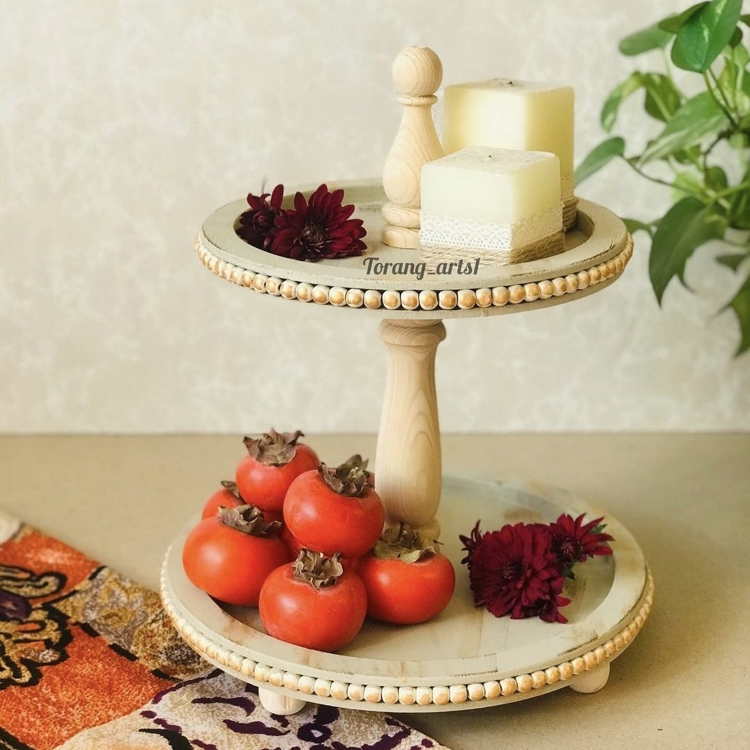 استند رایزر مهره دار دو طبقه چوبی پتینه کرم جهیزیه (ارسال پس کرایه)