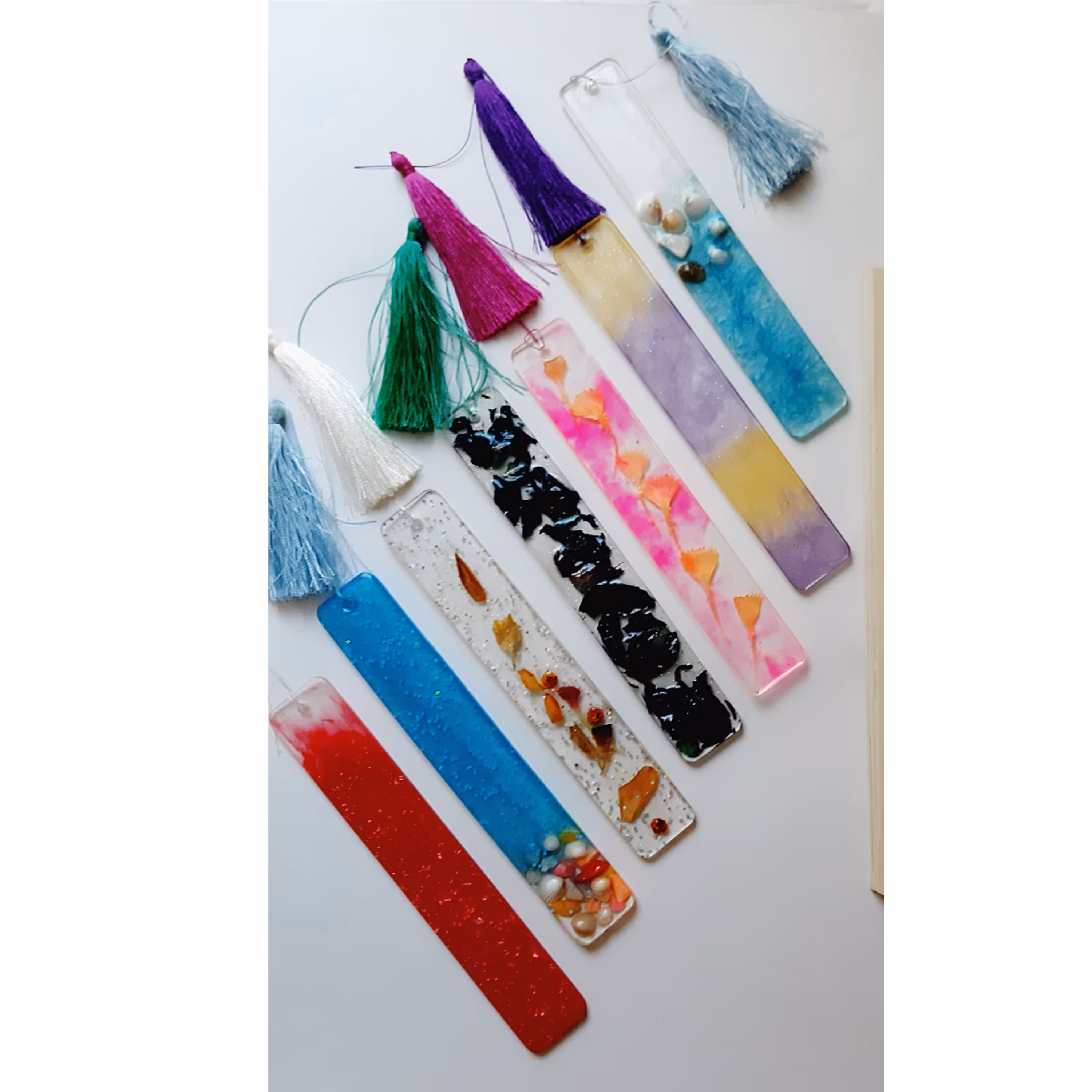 بوکمارک رزینی دست ساز بسیار سبک و زیبا