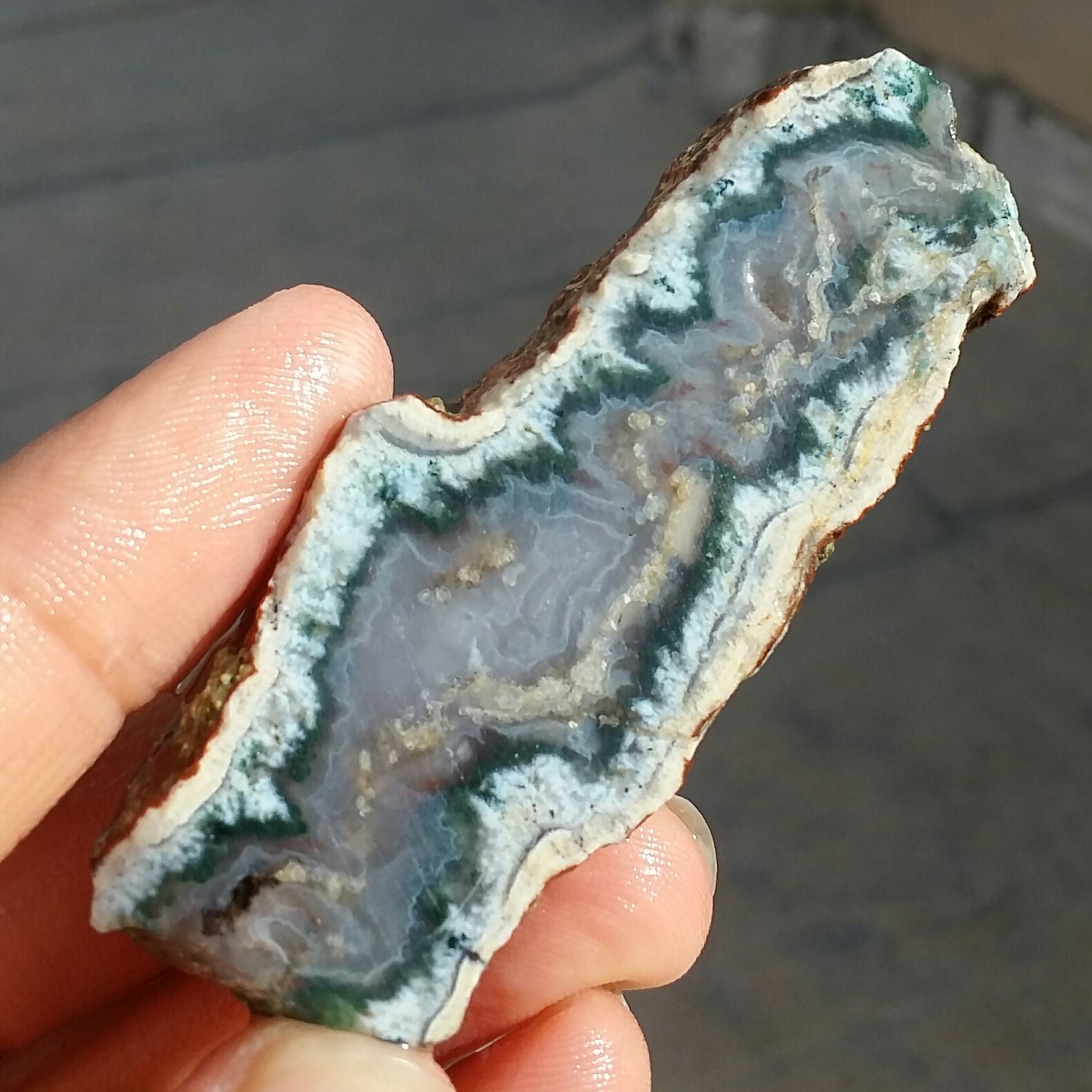 اسلایس سنگ راف عقیق سلیمانی سه بعدی رنگی منظره دار بسیار زیبا و خاص 100 در 100 طبیعی  
کد 12021