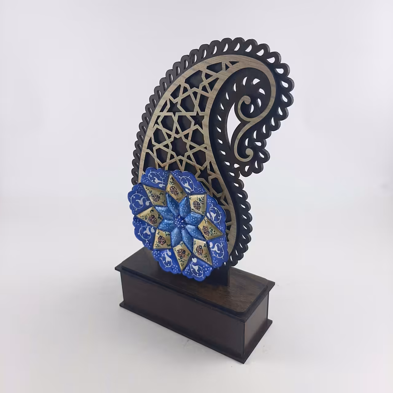 تندیس میناکاری طرح بته جقه