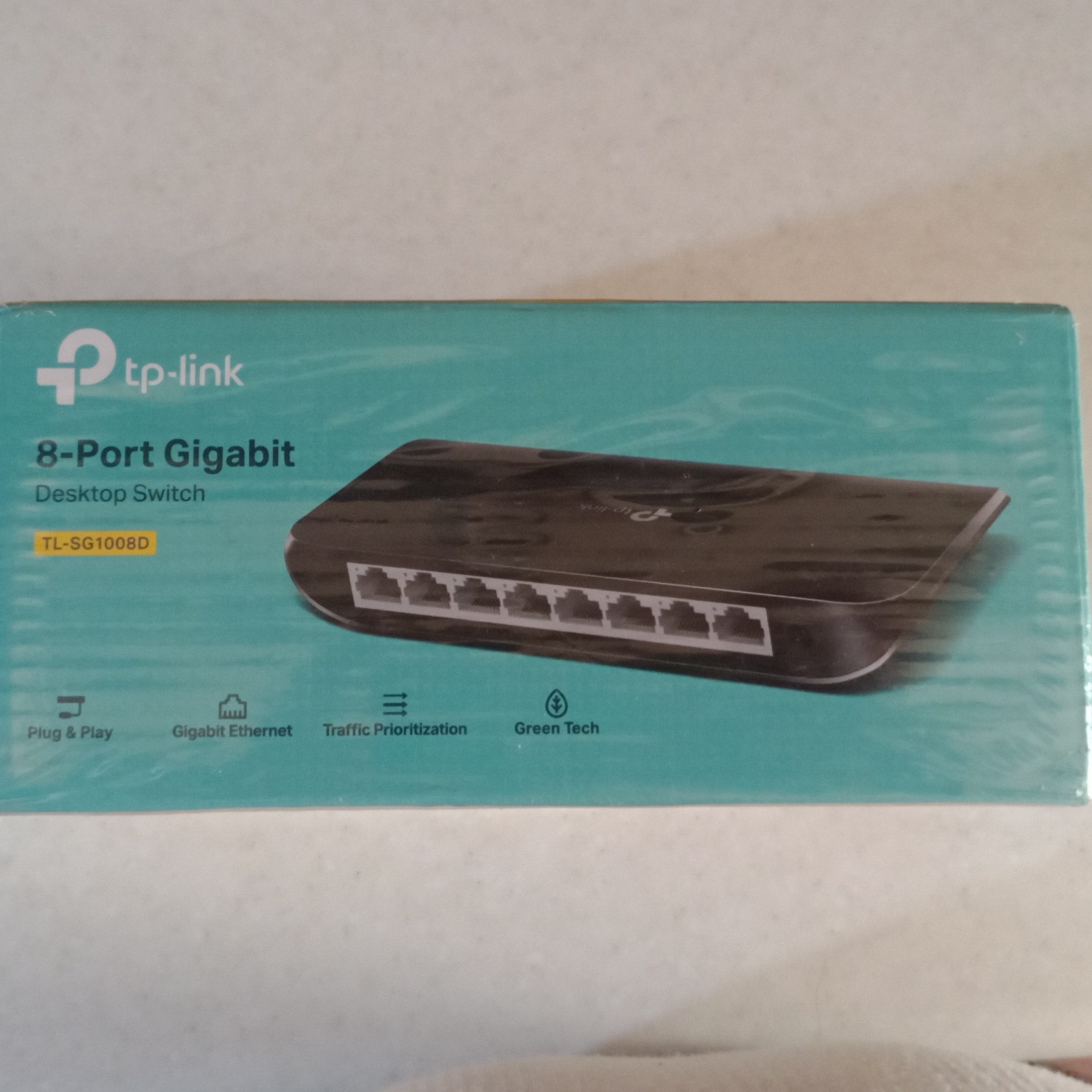 سوئیچ شبکه 8 پورت