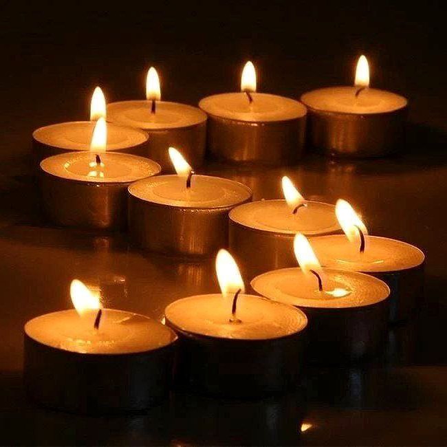 شمع وارمر سفید بدون بو  ده عددی(5ساعت سوخت) 