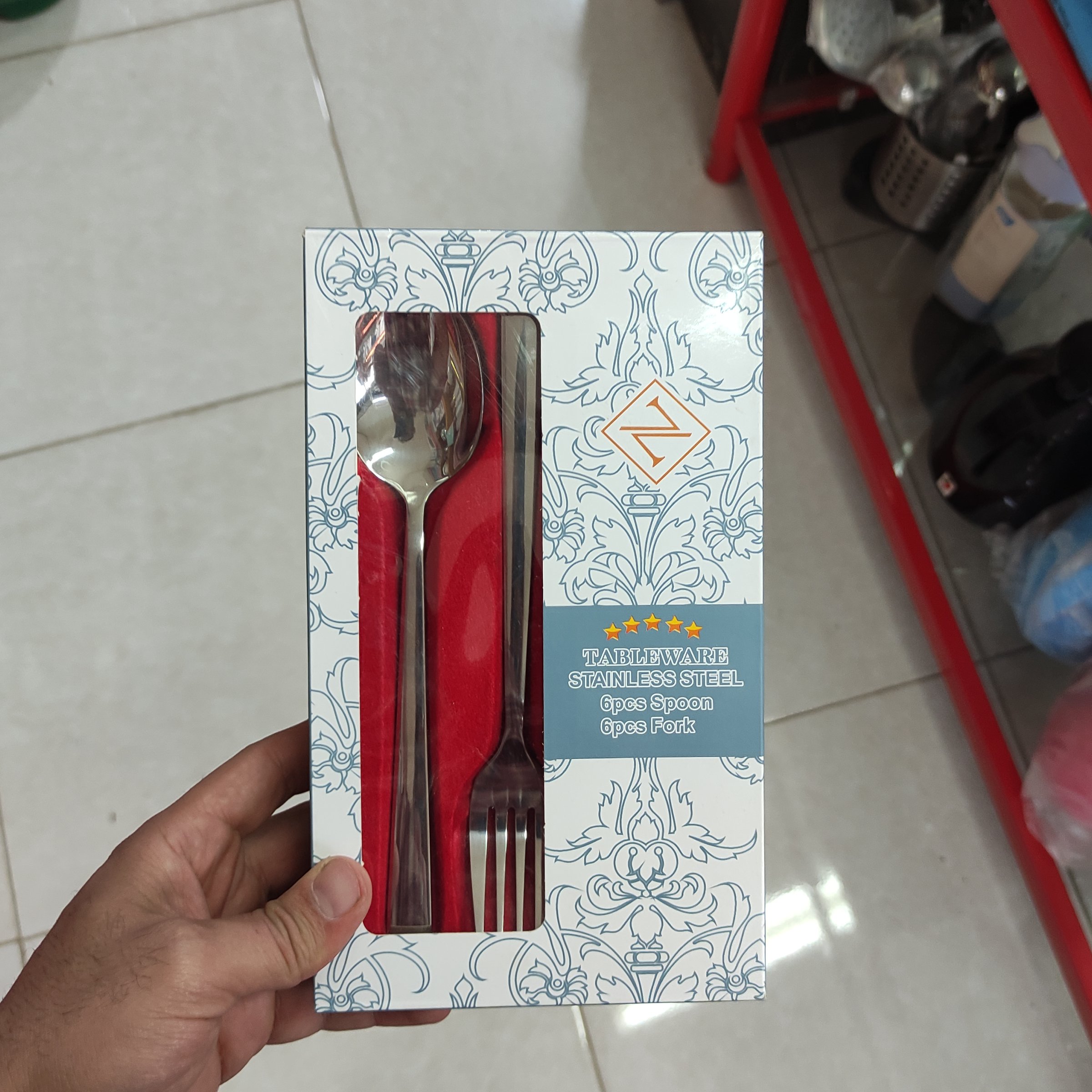 قاشق و چنگال