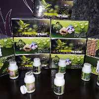 کود کامل NPK سه بیست 20 20 20 مخصوص گلها و گیاهان آپارتمانی