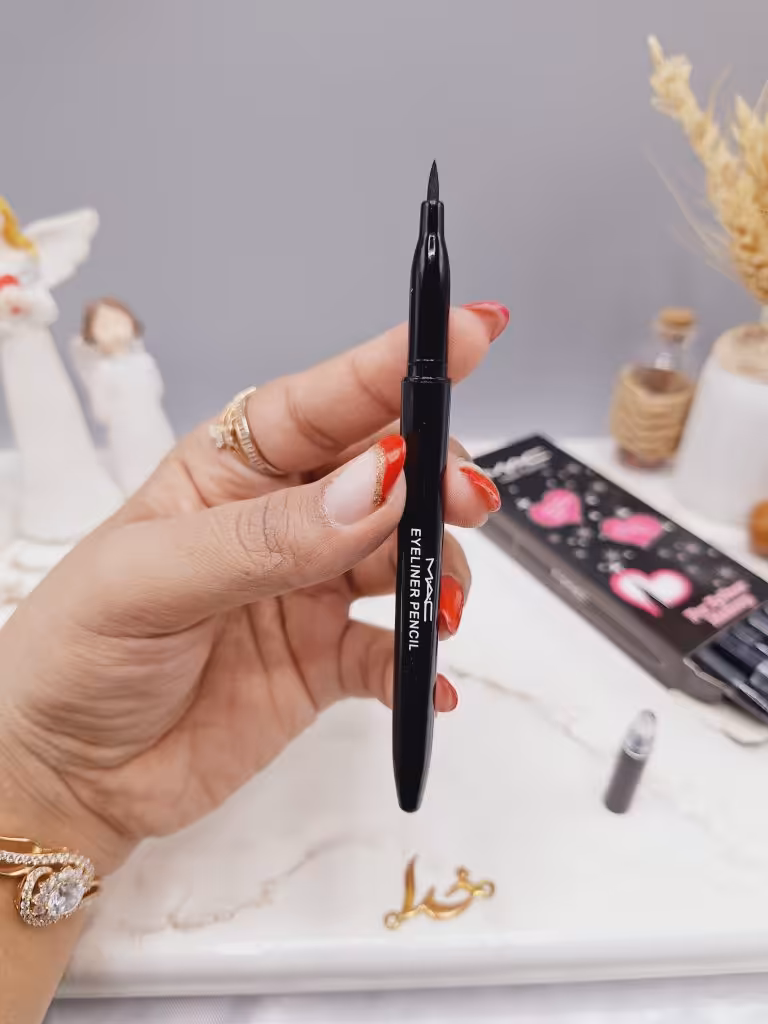 خط چشم مشکی ماژیکی مدل خودکاری