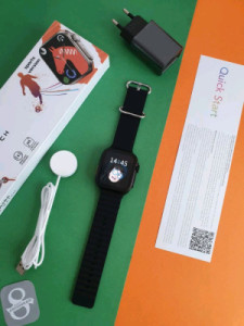 ساعت مچی هوشمند مشکی رنگ