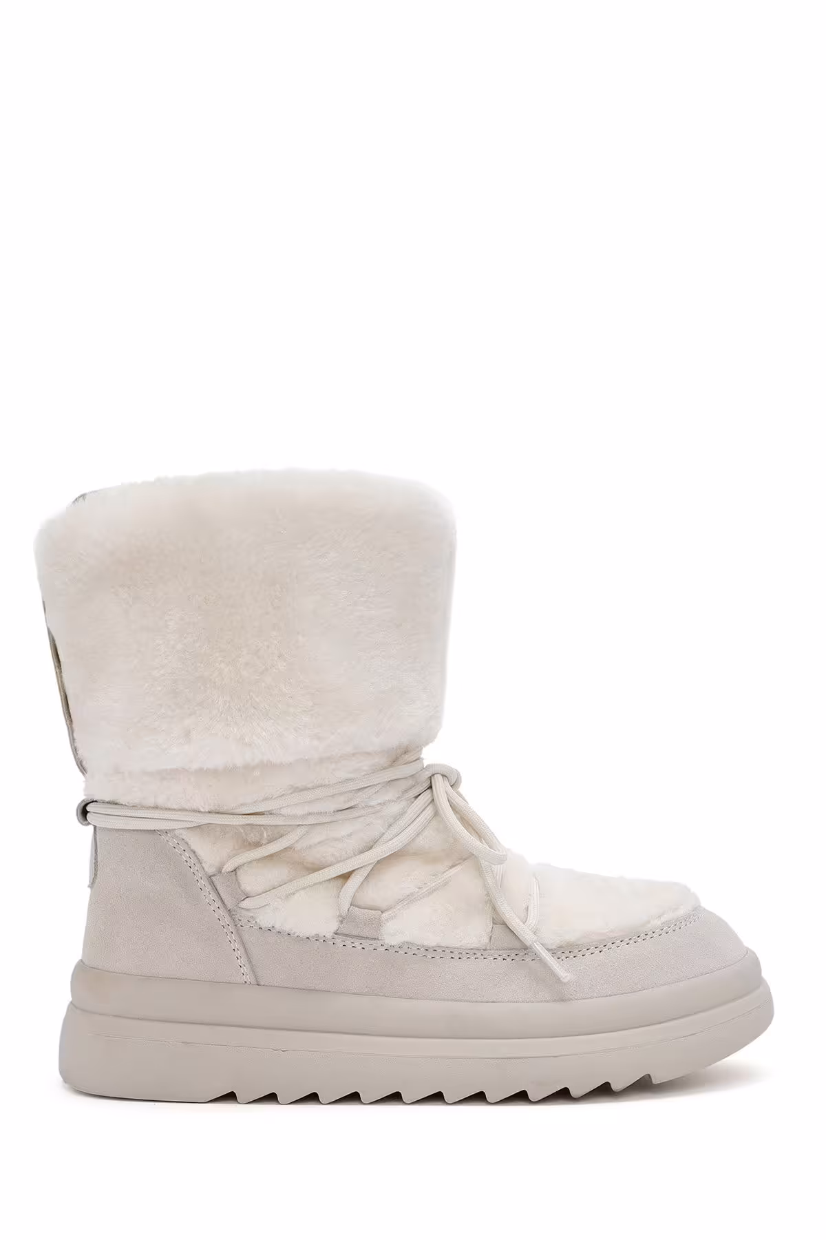 چکمه و بوت سفید زنانه های چرمی با جزئیات خز چرم واقعی زمستان مخمل خواب دار Derimod