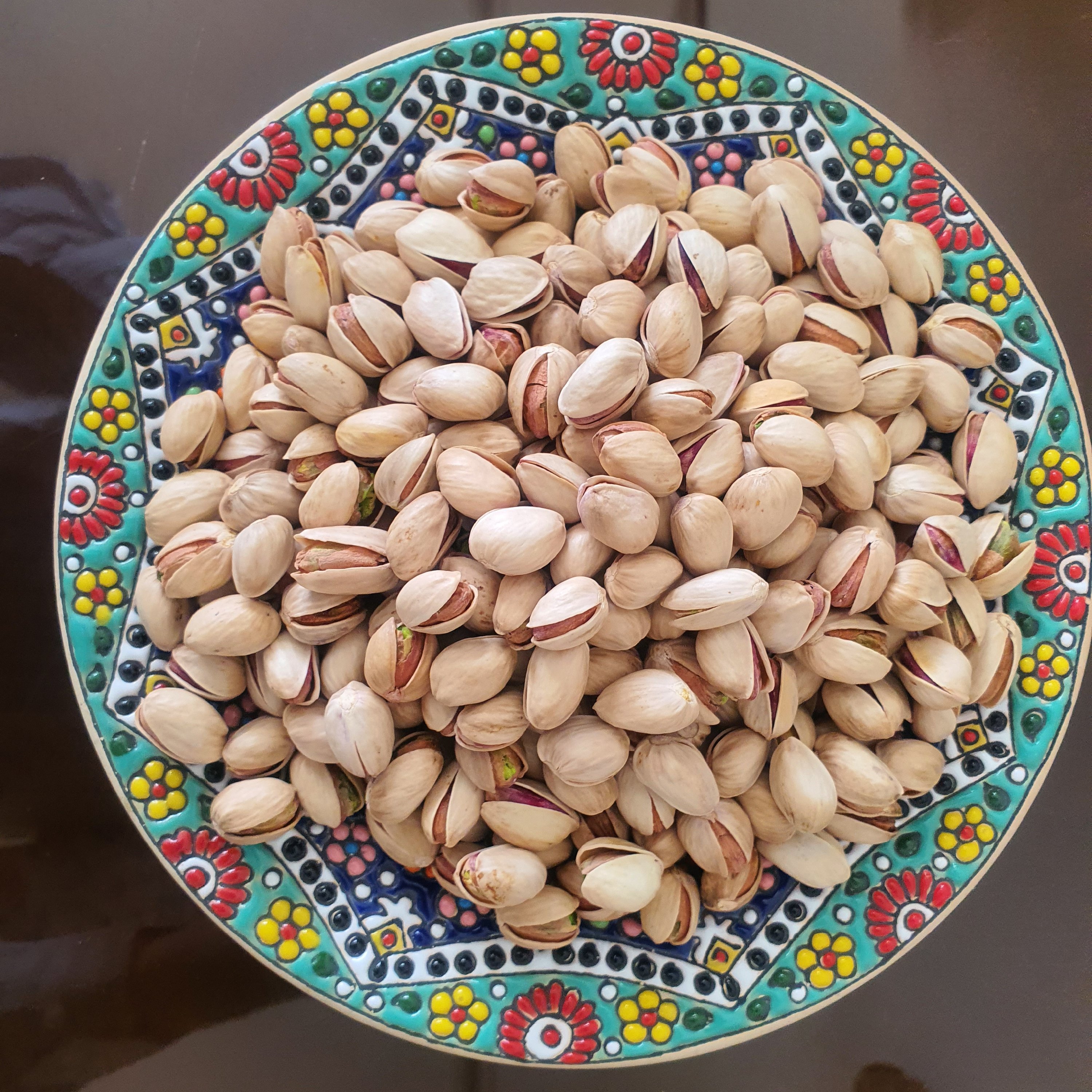 پسته خام فندقی 500 گرمی  کرمان لوکس درجه یک صادراتی آجیلی