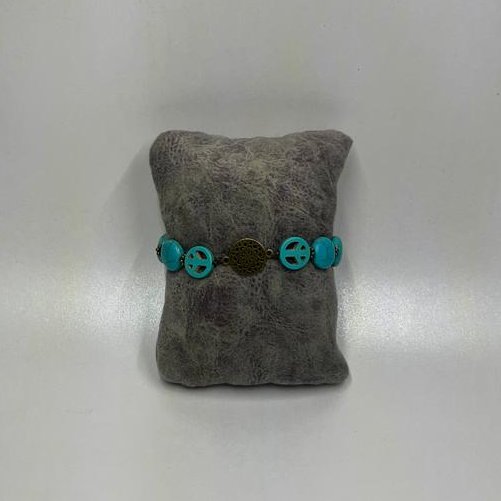 دستبند آبی رنگ فیروزه ایی 