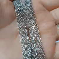 زنجیر دیپلمات نقره ای 50 سانتی  بسیار ظریف و جزاب با جنس استیل رنگ ثابت 