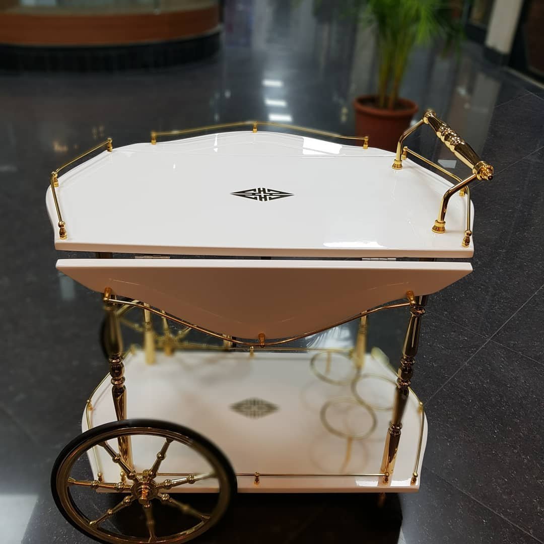 میز بار کالسکه ای (طرح سفید برنزی)