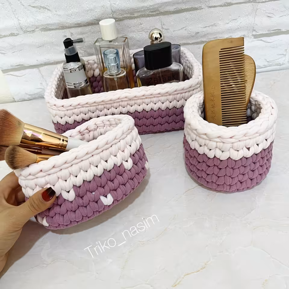 باکس آرایشی تریکو جا لوازم آرایشیj