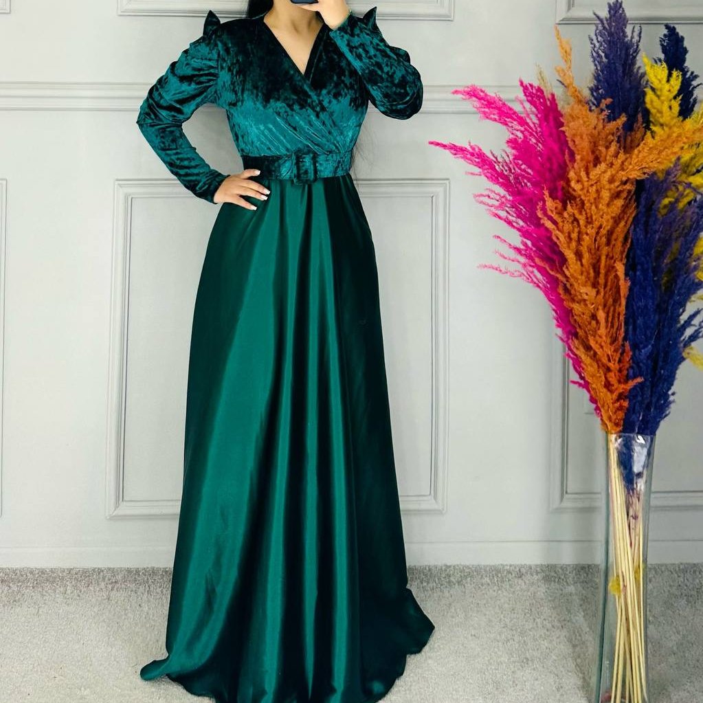 پروانه ماکسی پیراهن مجلسی پوشیده بلند با حجاب تا سایز بزرگ 52 جنس مخمل و ساتن