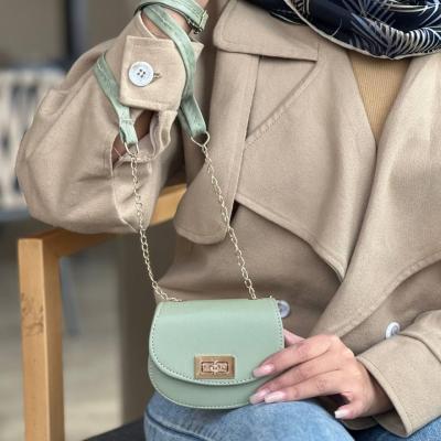مینی بگ کیف کوچک دخترانه و بچه گانه 10 در 11 رنگ سبز دارای بند بزرگ