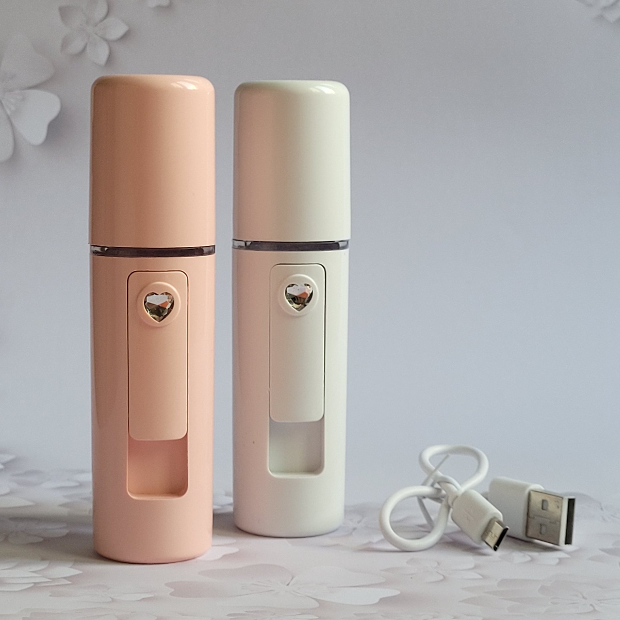 دستگاه بخور سرد شارژی قلبی سفید