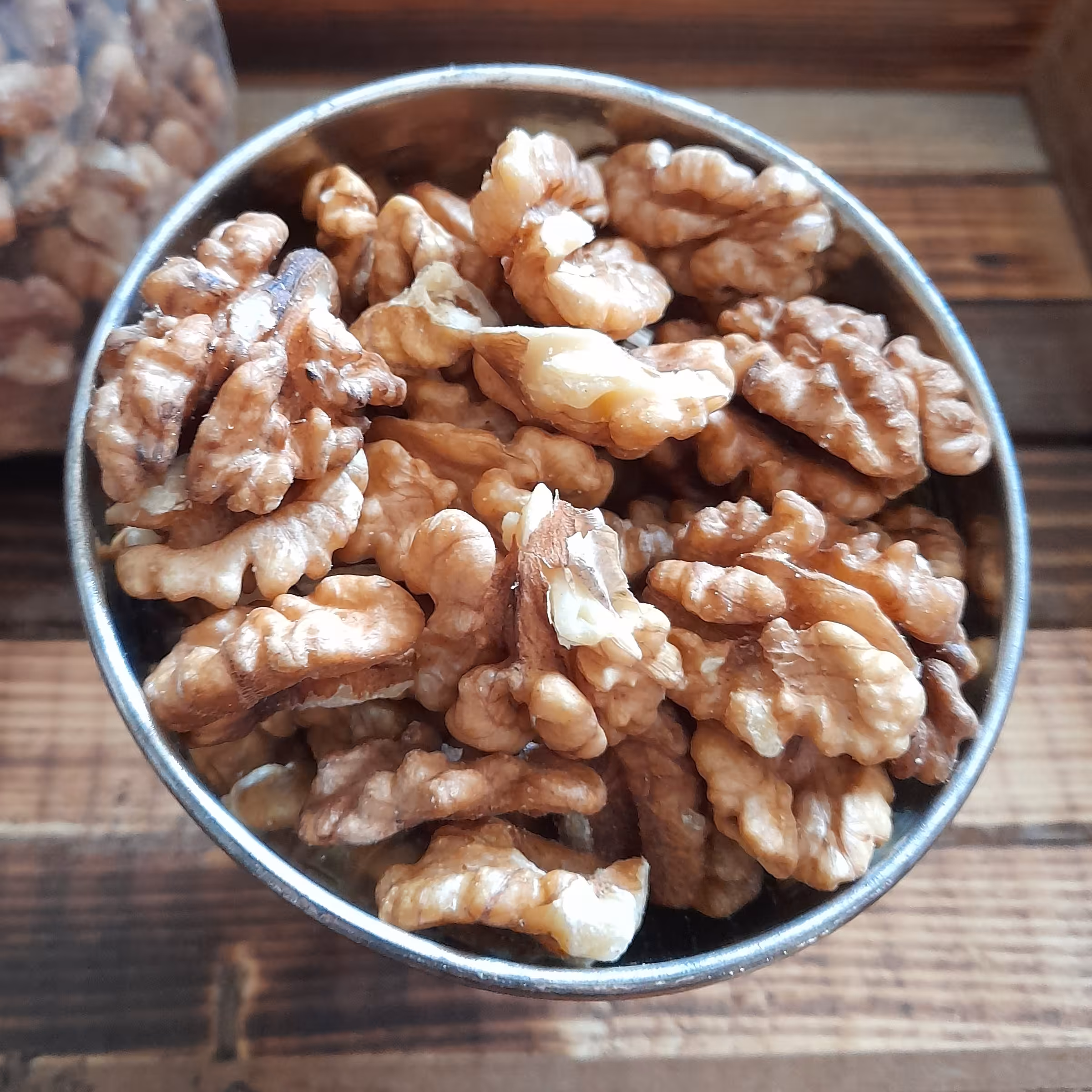 مغز گردوی سفید ایرانی تازه مغز شده