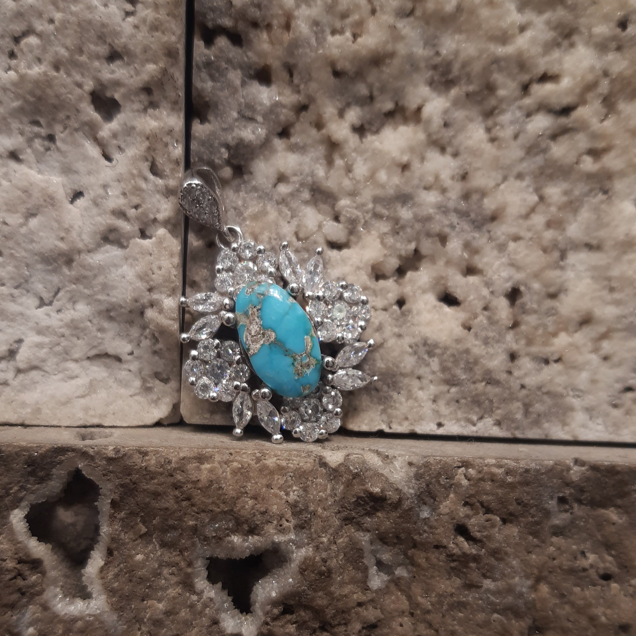 گردنبند زنانه نقره نگین کاری با سنگ فیروزه شجری خوش نقش نیشابوری طبیعی و اصل