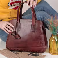 کیف تمام چرم جسیکا بسیار شیک  چرم اصل