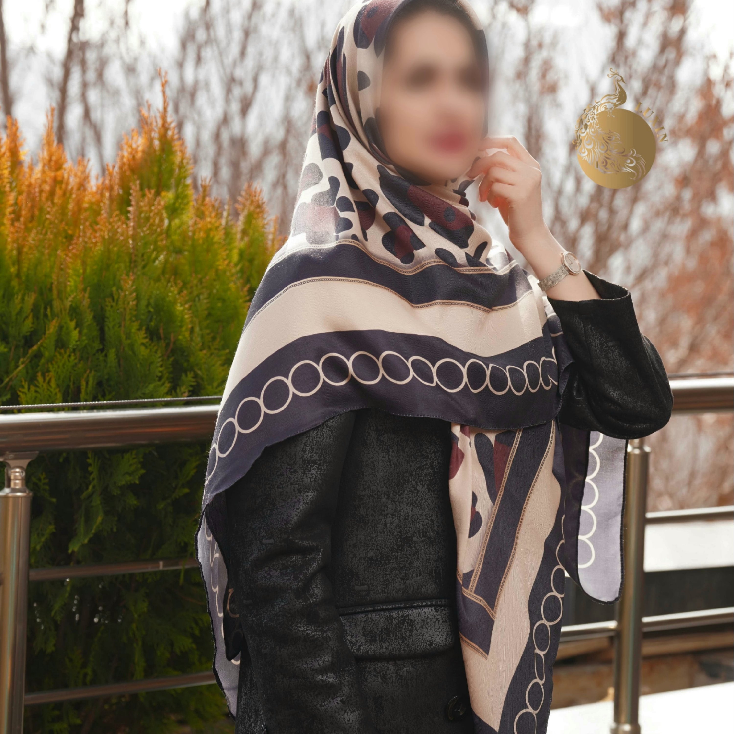 روسری کرم قهوه ای پلنگی