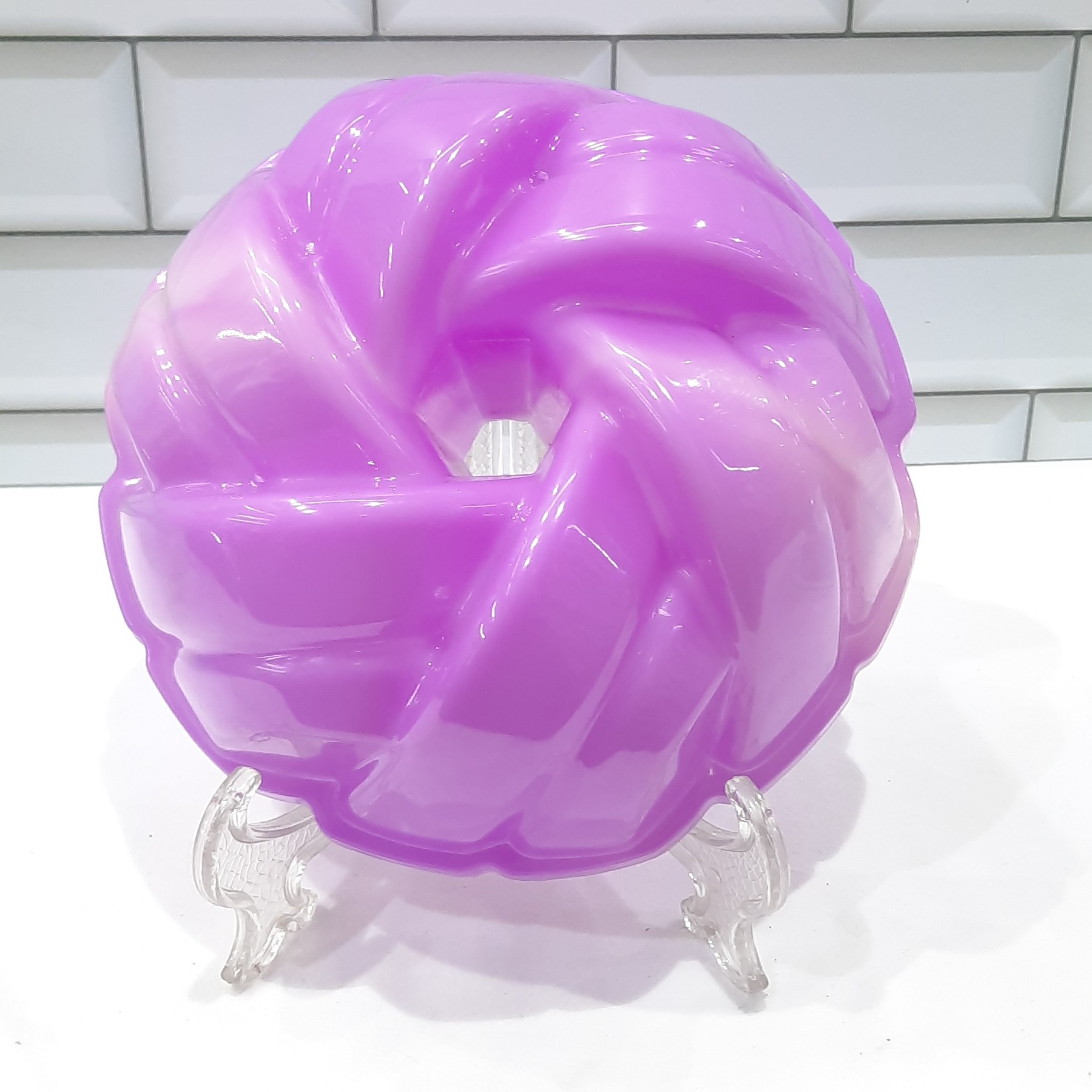 قالب ژله جنس پلاستیکی طرح پیچ جدید قطر 19 سانت