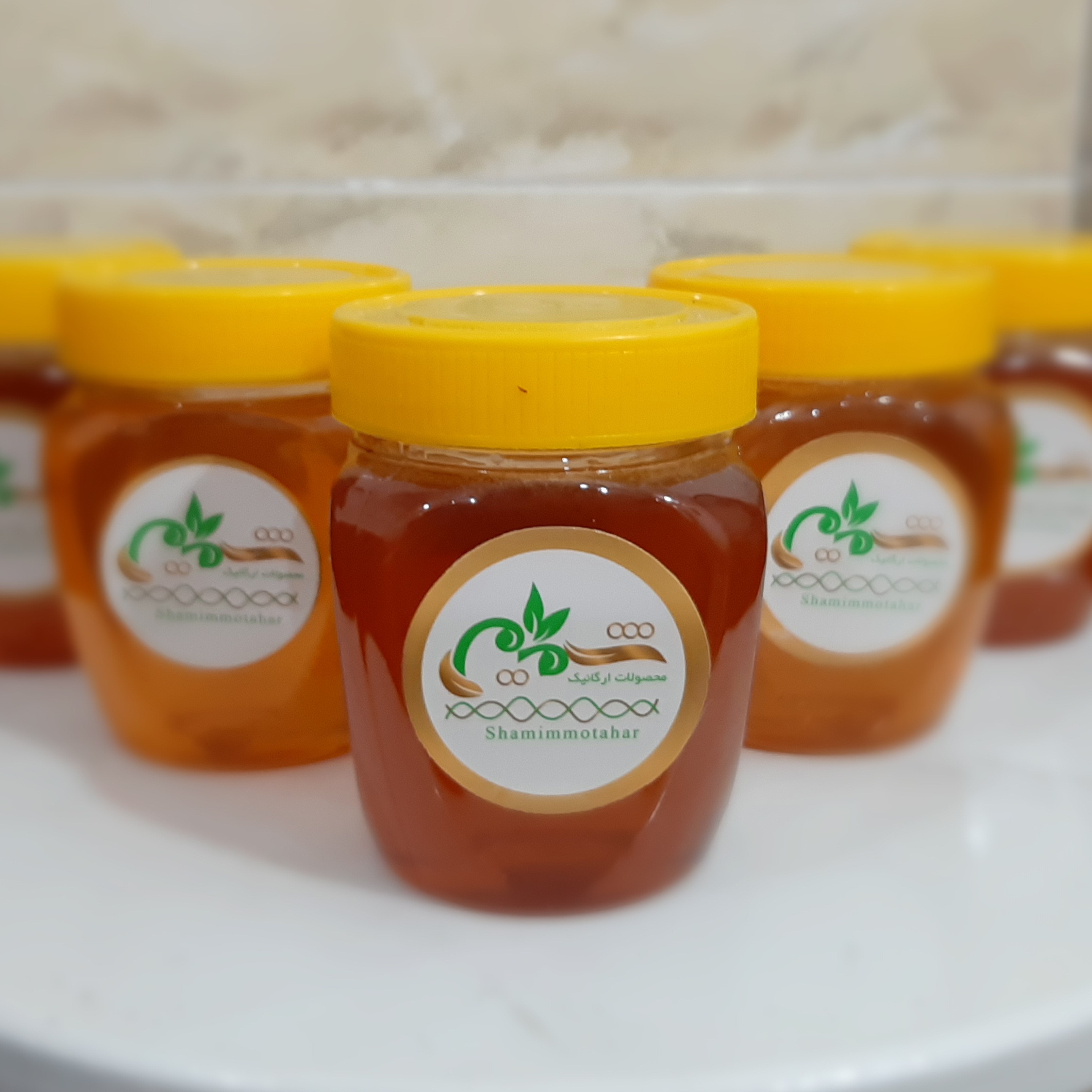 عسل چند گیاه با کیفیت نیم کیلویی
