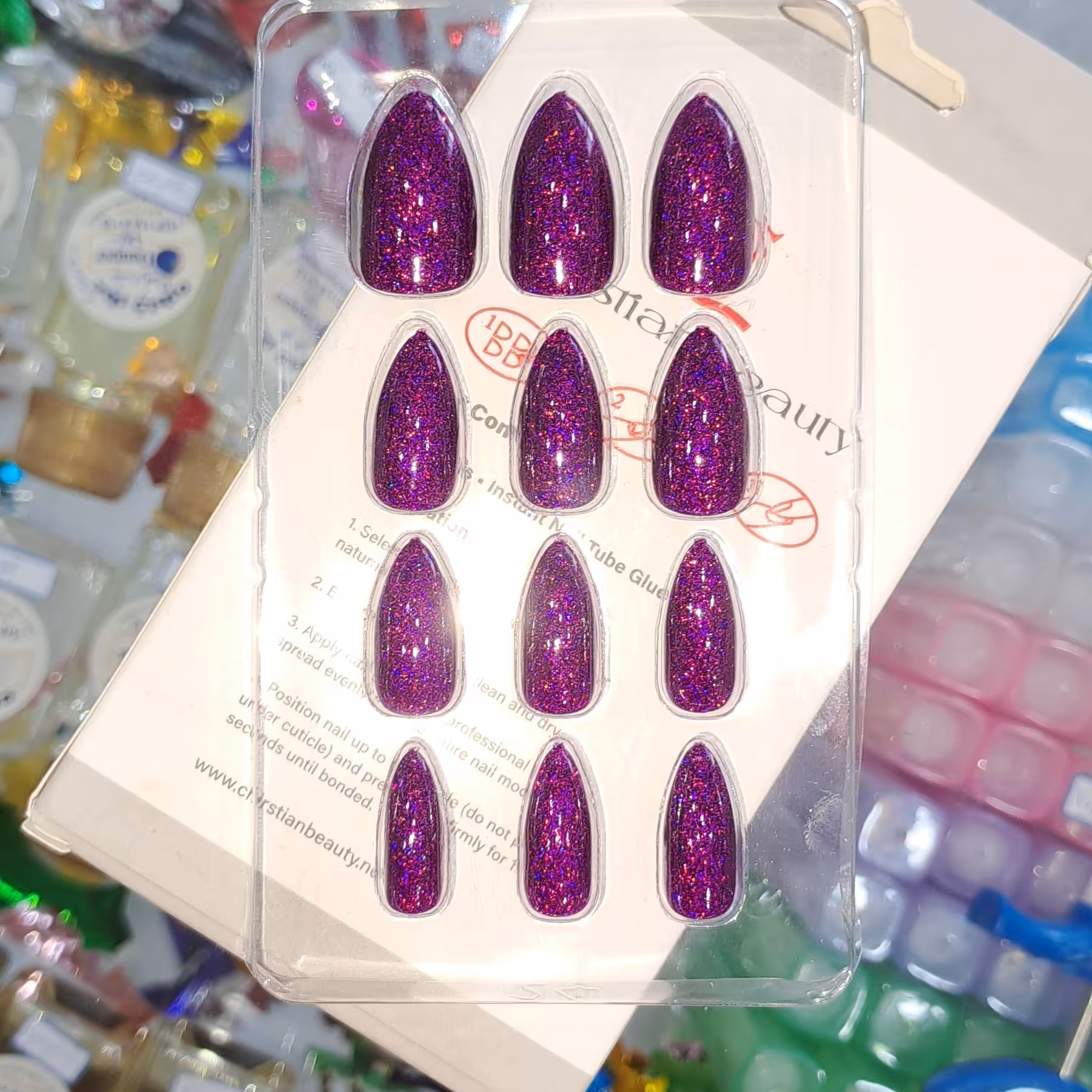 ناخن مصنوعی