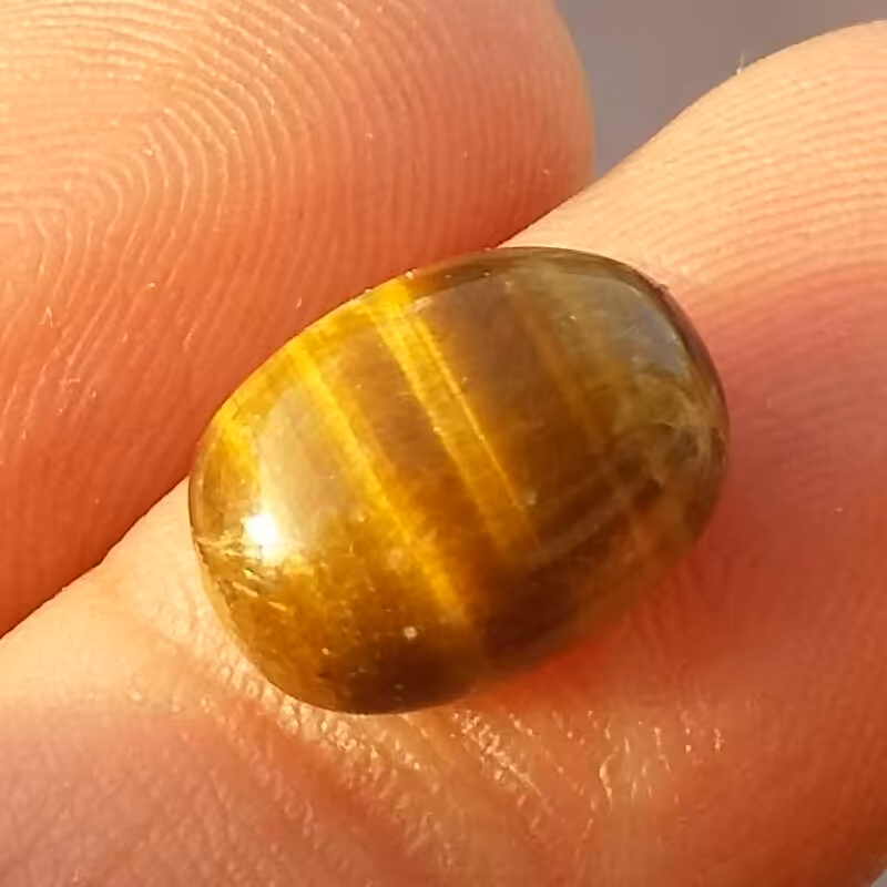 نگین چشم ببر وارداتی از کشور پاکستان با تلالوئی بی نظیر کد 10643