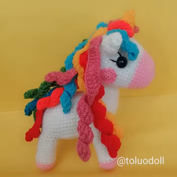 عروسک بافتنی تک شاخ کوچولو