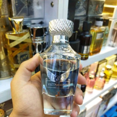 ادکلن اینویکتوس پاکو رابان الحمبرا (Alhambra Victorioso)اصلی