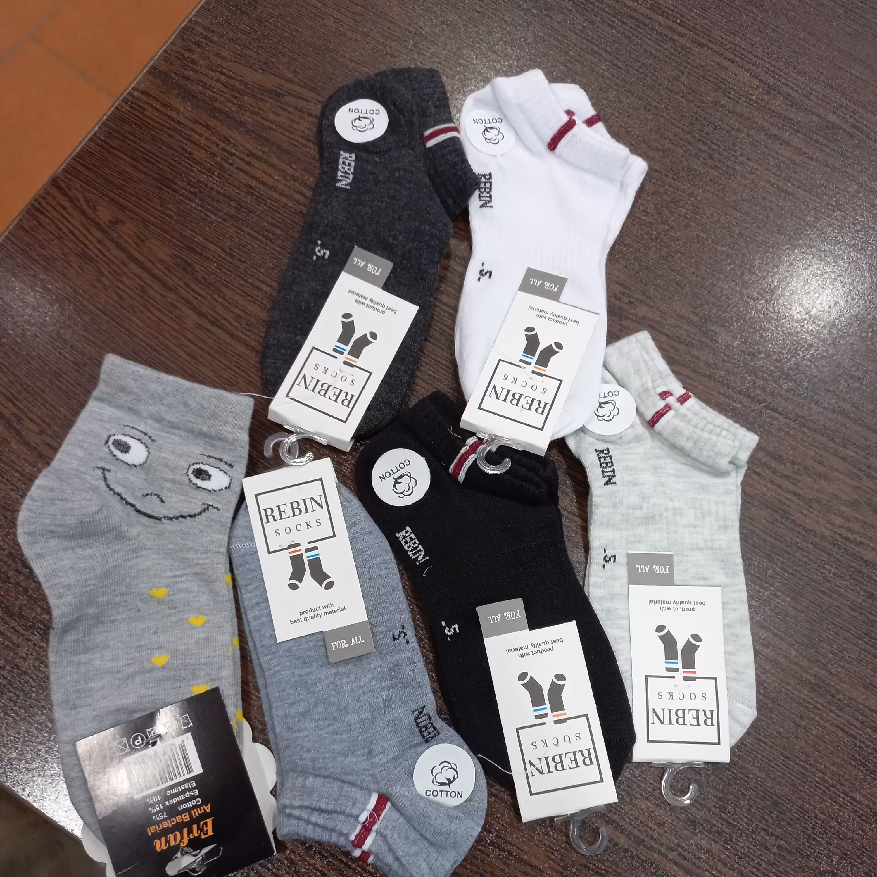 جوراب مچی پسرانه بچه گانه خارجی  6 ماه تا 0 1سال ارسال در سراسر کشور با پست پیشتاز