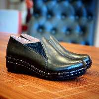 کفش چرمی زنانه شیکا