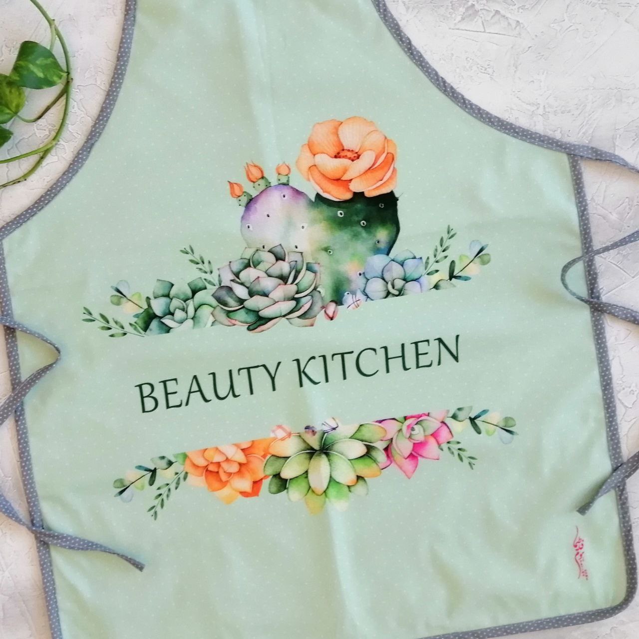 پیشبند مخمل نسوز مدل پرنیان طرح 6